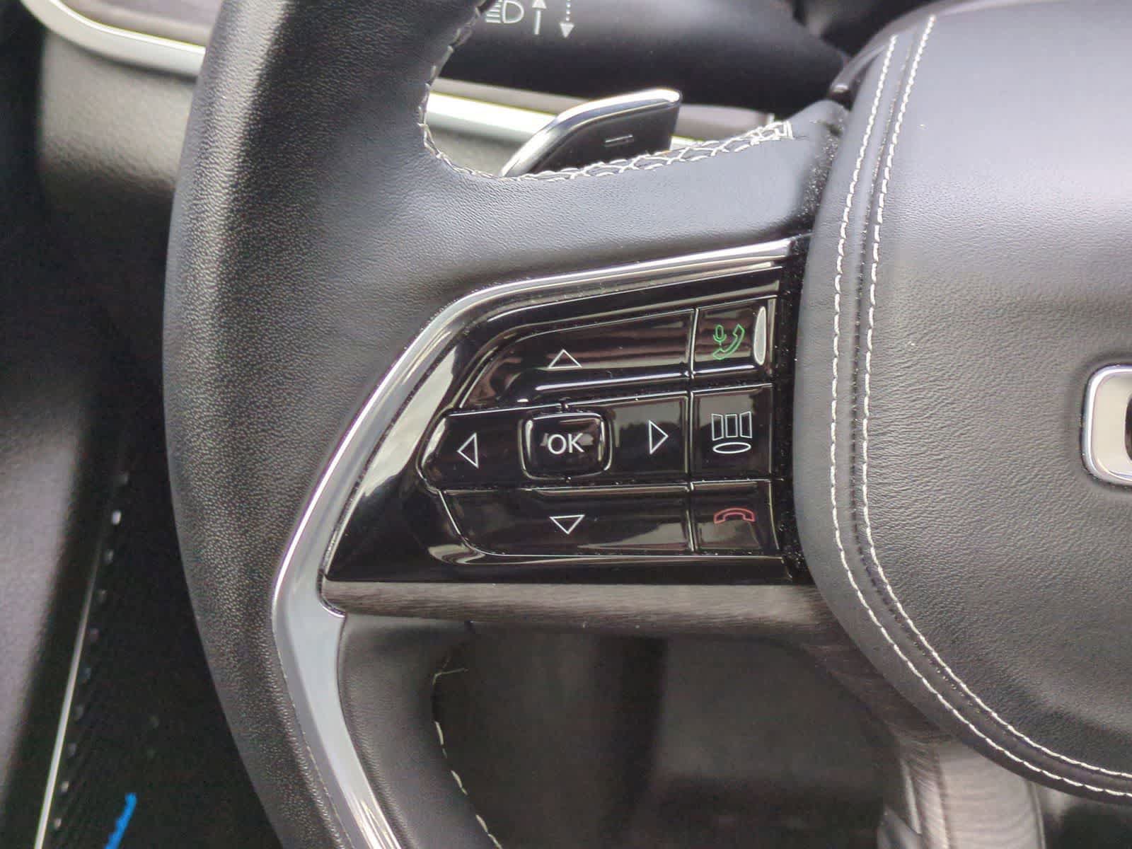Used 2022 Jeep Grand Cherokee Overland image 25