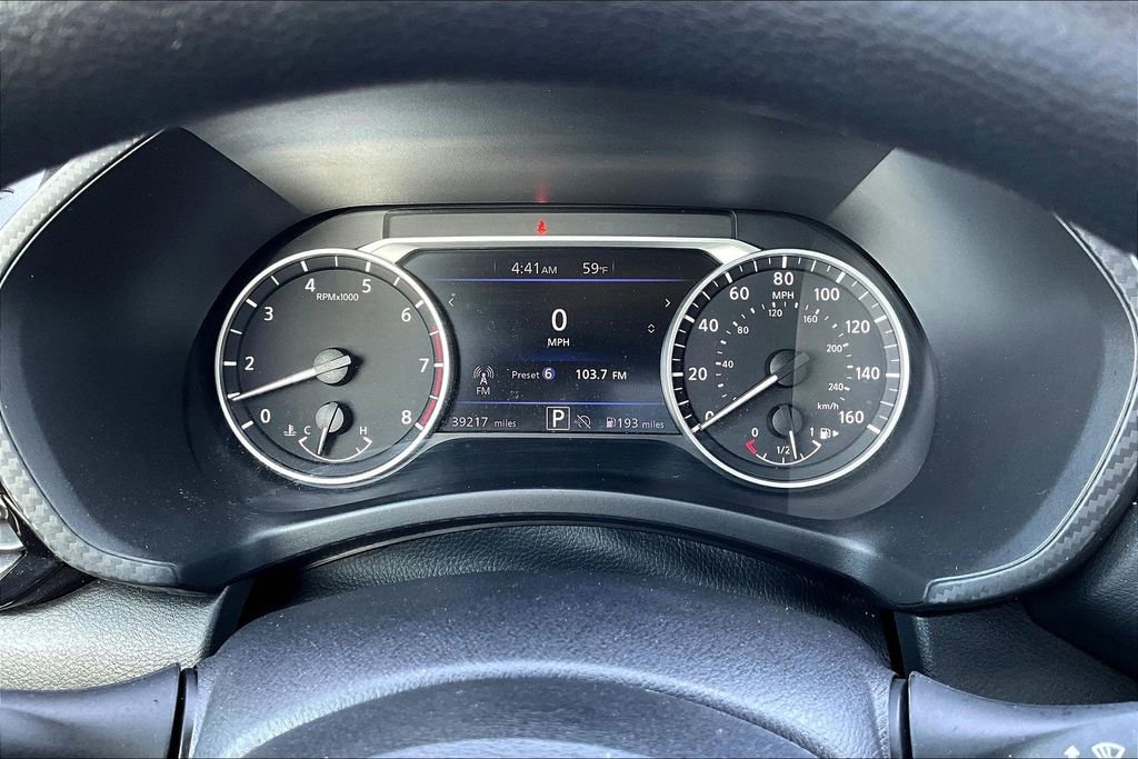 Used 2024 Nissan Sentra SV image 15