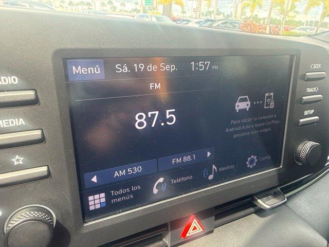 Used 2025 Hyundai Elantra Sport FWD image 15