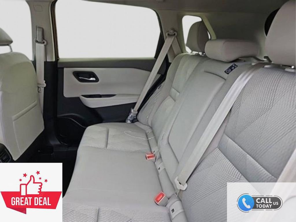 New 2025 Nissan Rogue SV image 30