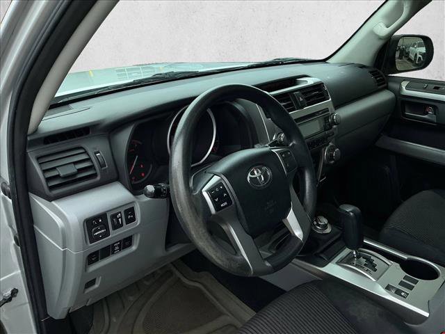 Used 2013 Toyota 4Runner SR5 w/ Convenience Pkg AWD/4WD image 10