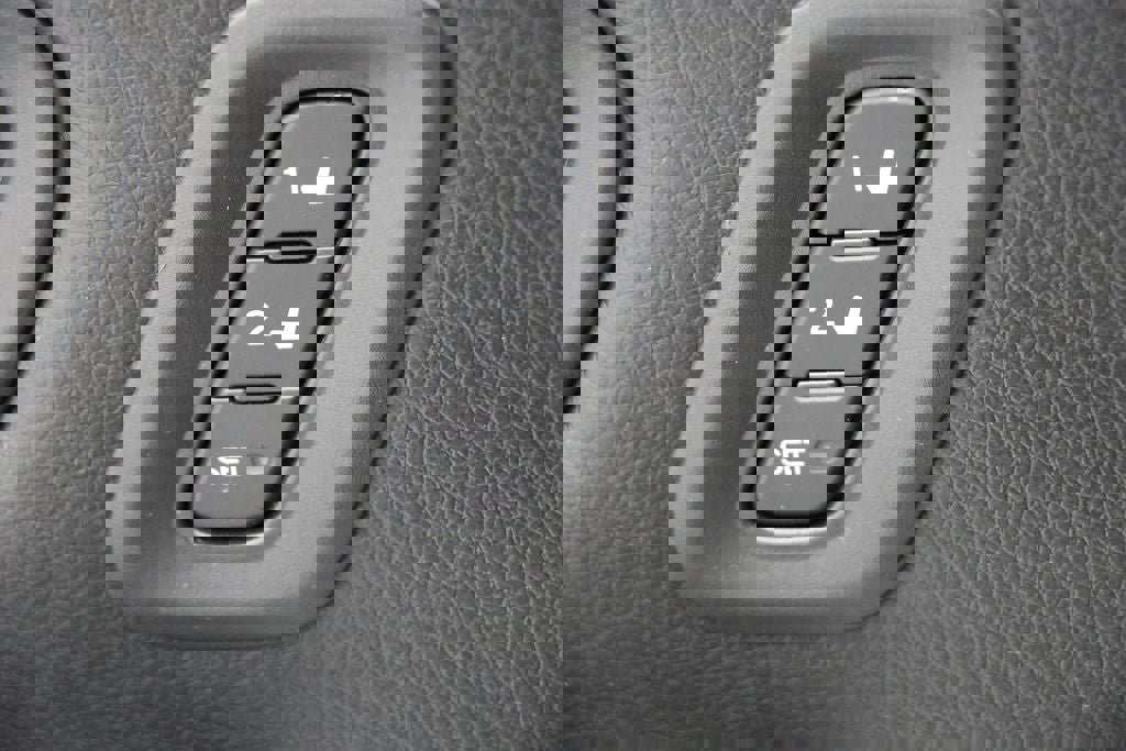 Used 2024 Honda Pilot TrailSport image 35