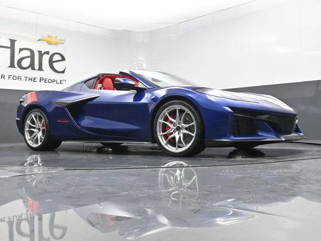 New 2027 Chevrolet Corvette Grand Sport w/ Z52 Sport Performance Package RWD image 2