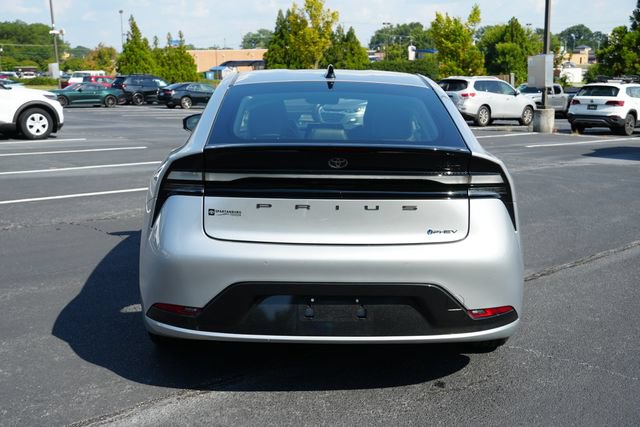 Used 2026 Toyota Prius Plug-In Hybrid FWD image 6