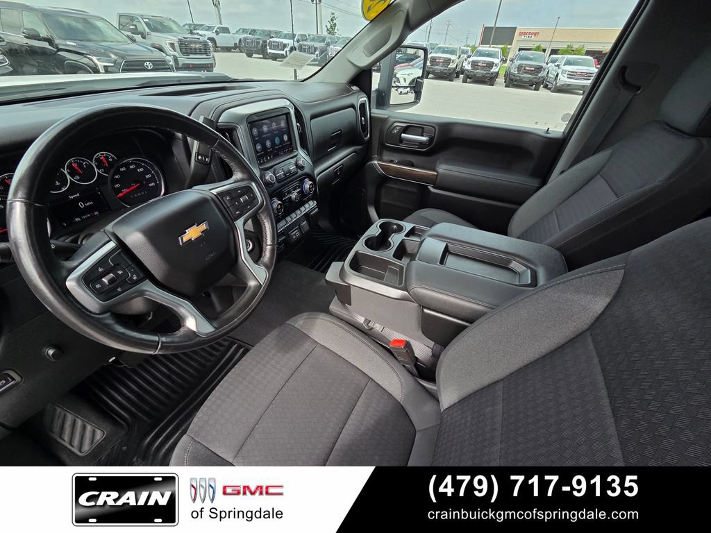 Used 2022 Chevrolet Silverado 2500 LT w/ Convenience Package AWD/4WD image 9