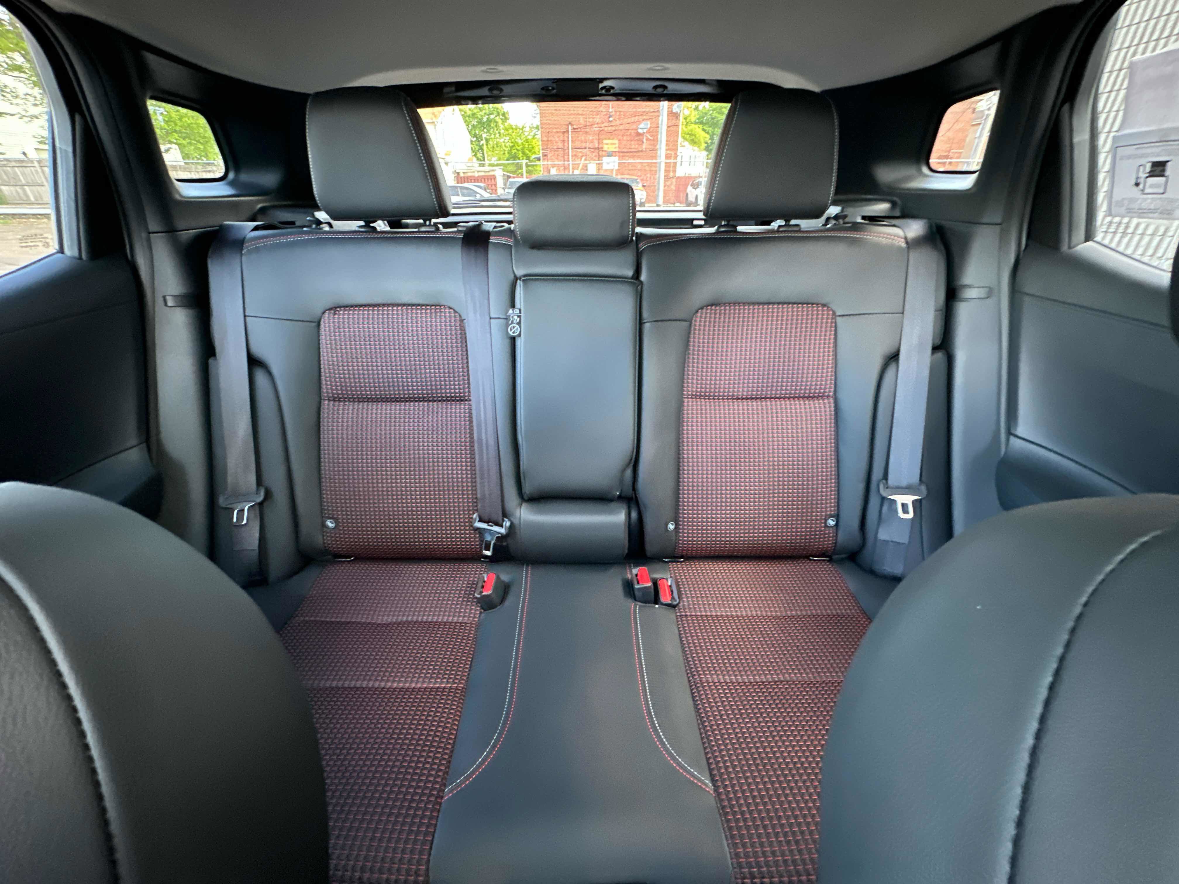 New 2026 Nissan Kicks SR w/ SR Premium Package AWD/4WD image 24