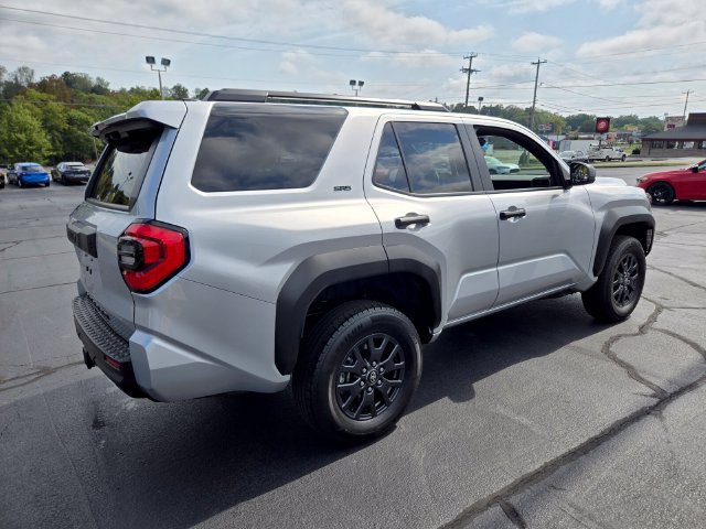 Used 2025 Toyota 4Runner SR5 AWD/4WD image 8