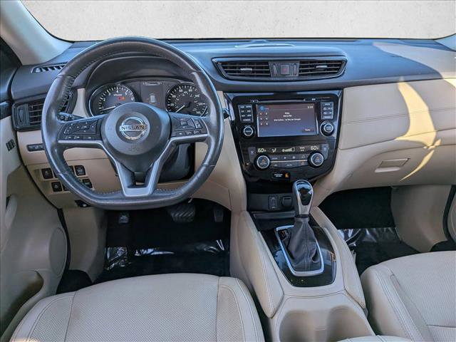 Used 2017 Nissan Rogue SL w/ SL Premium Package image 15