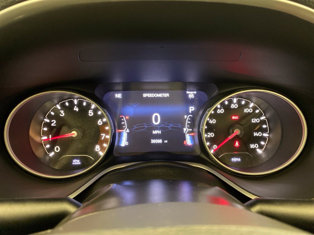 Used 2018 Jeep Compass Limited w/ Navigation Group FWD image 21