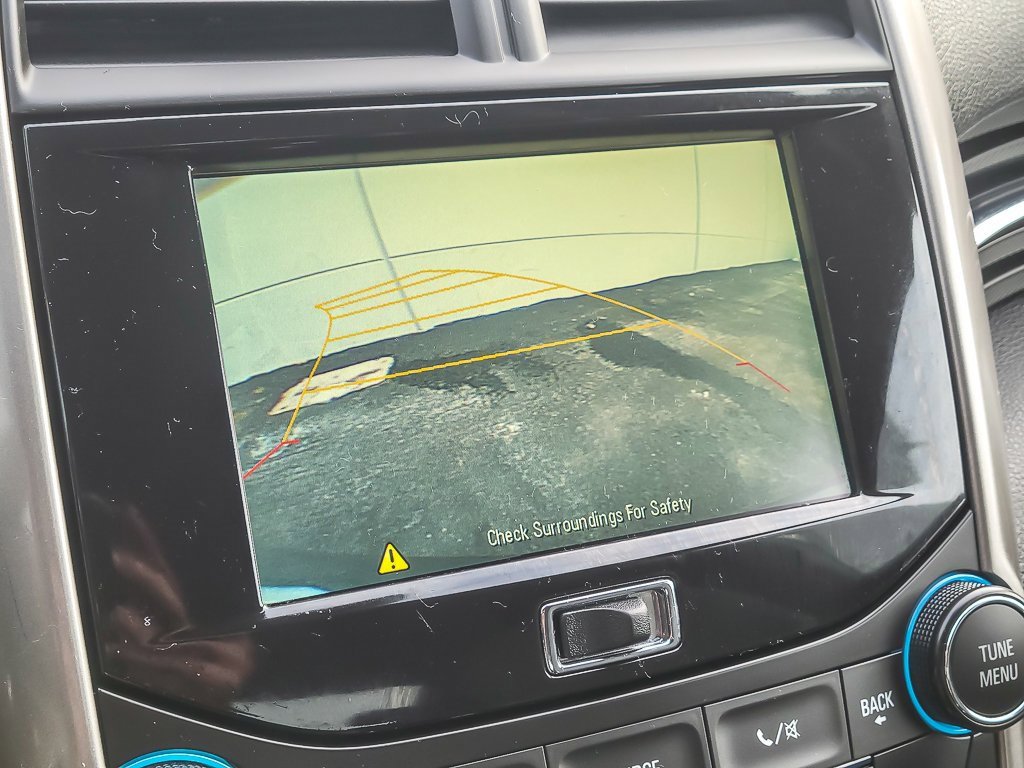 Used 2015 Chevrolet Malibu LT w/ Power Convenience Package image 12