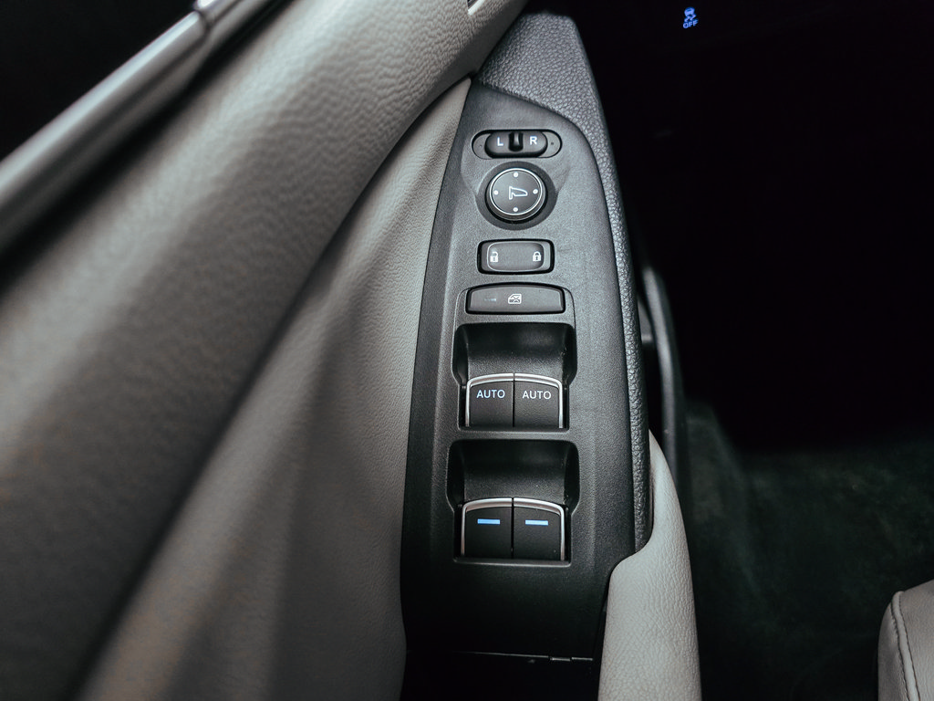 Used 2018 Honda Accord EX-L image 21