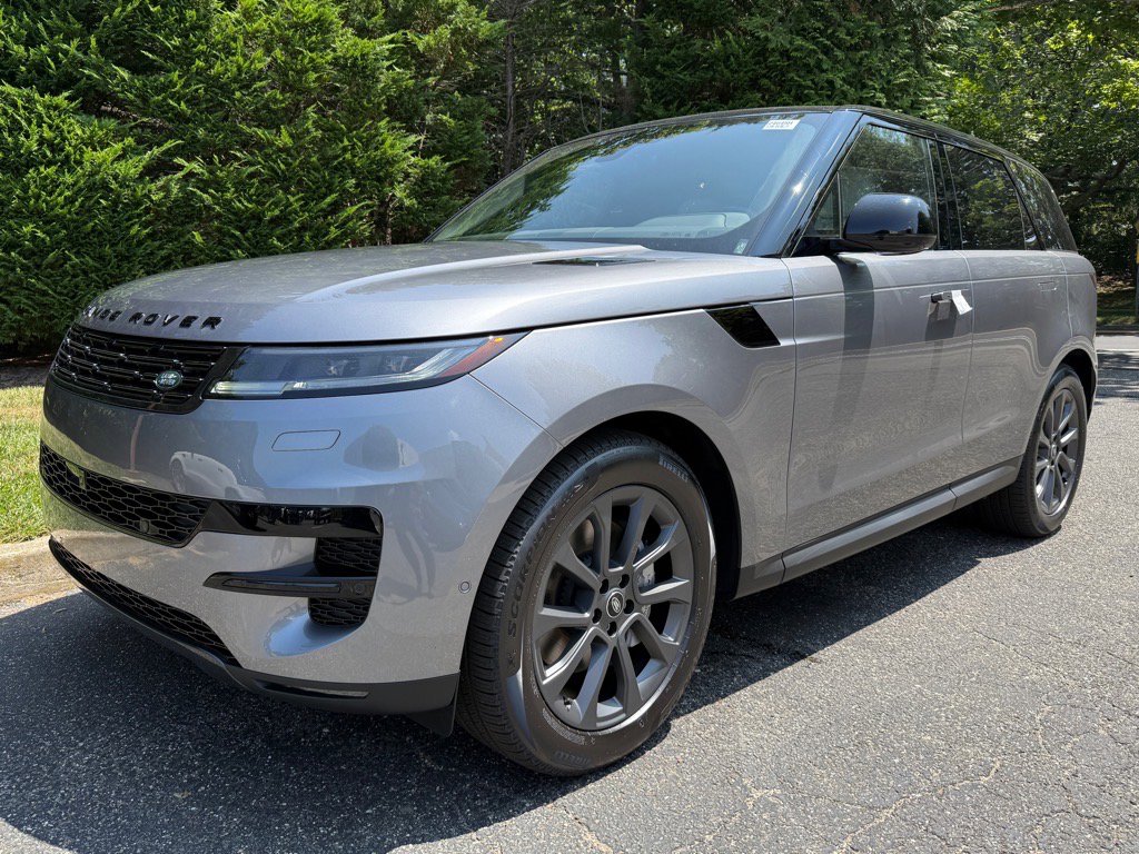 New 2025 Land Rover Range Rover Sport SE