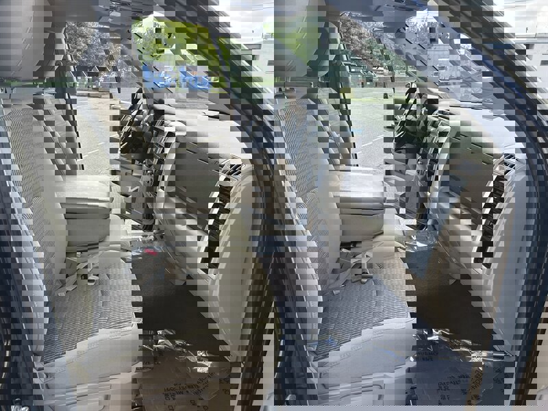 Used 2011 RAM 1500 Big Horn image 11