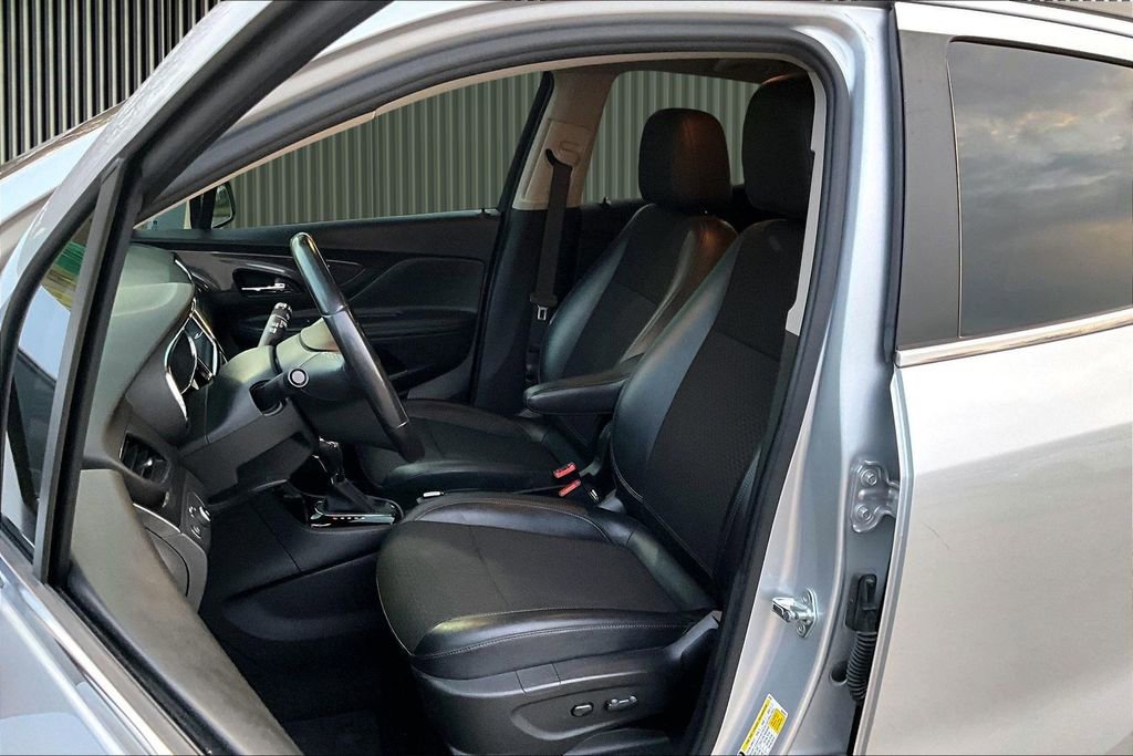 Used 2019 Buick Encore Preferred FWD image 25