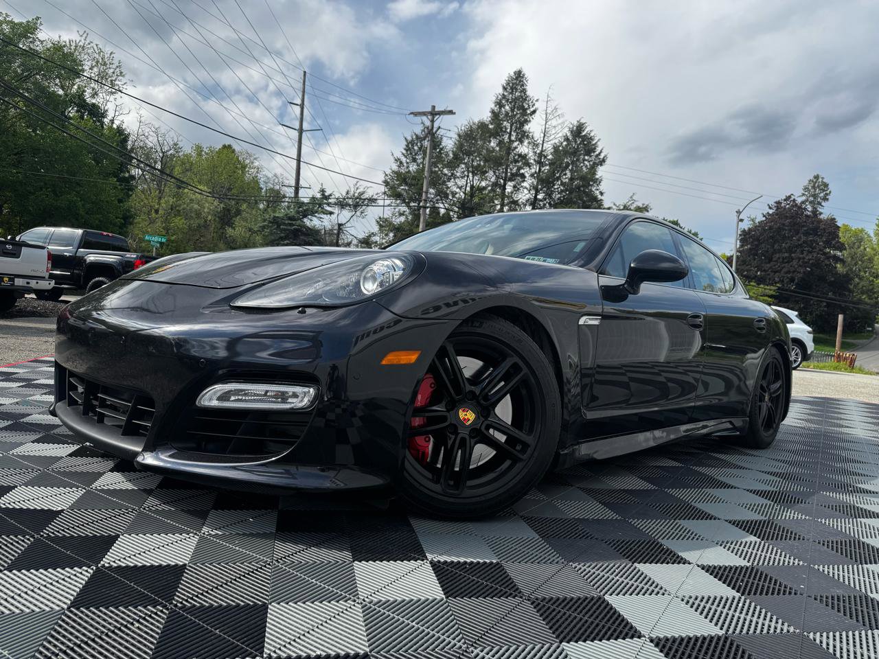 Used 2013 Porsche Panamera GTS AWD/4WD image 46