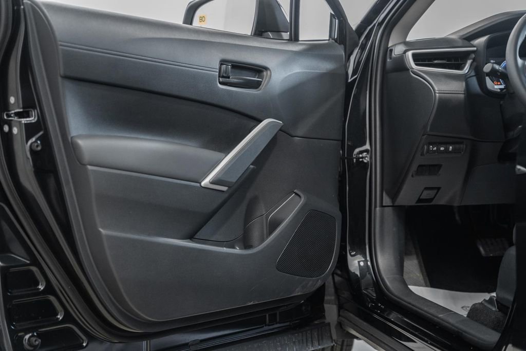 New 2026 Toyota Corolla Cross LE image 31