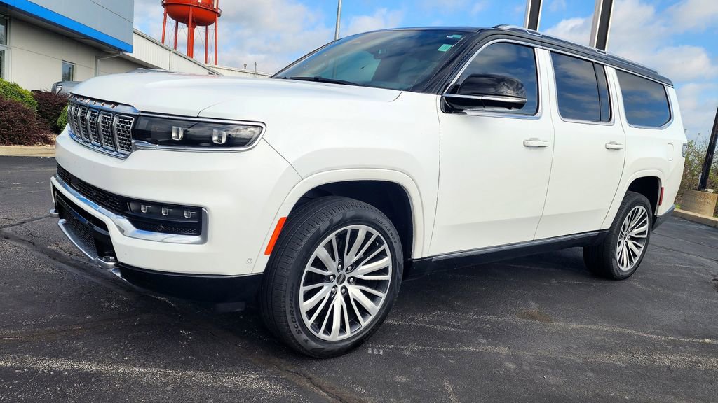 Used 2024 Jeep Grand Wagoneer L Series III w/ Rear Seat Video Group 1 AWD/4WD image 2