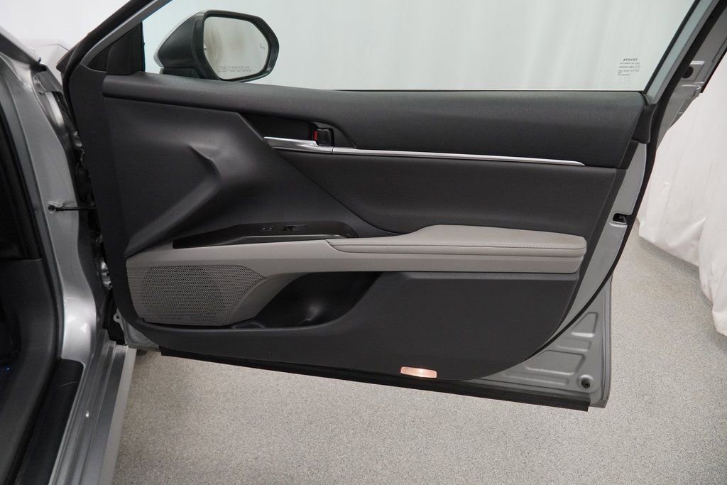 Used 2023 Toyota Camry XLE w/ Cold Weather Package image 45