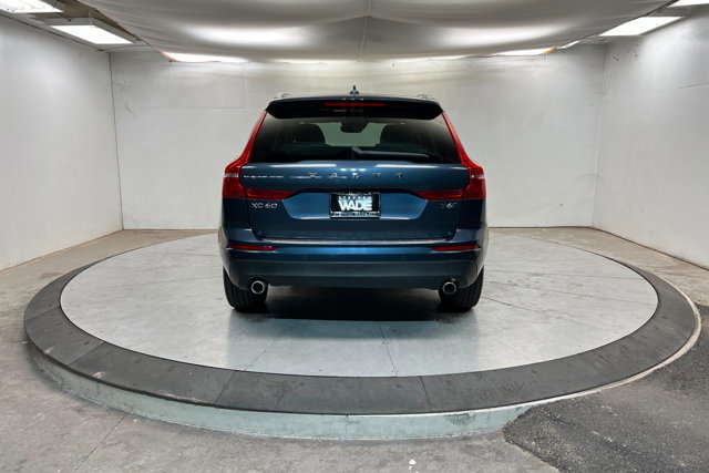 Used 2021 Volvo XC60 T6 Momentum image 4