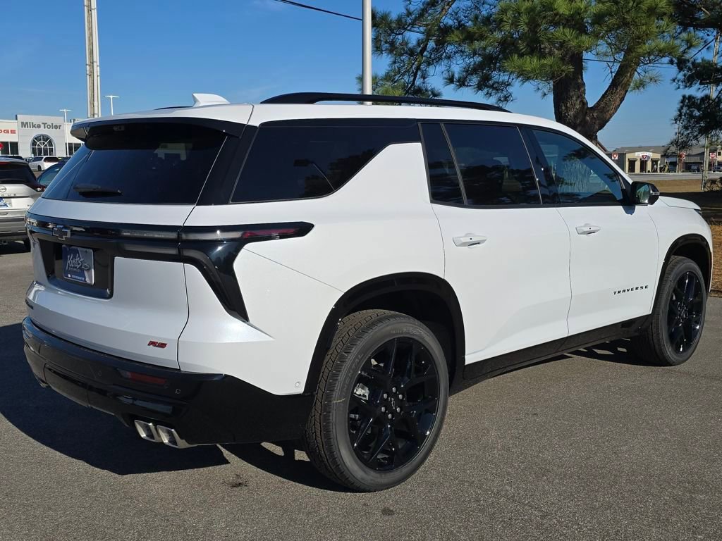 New 2026 Chevrolet Traverse RS image 5
