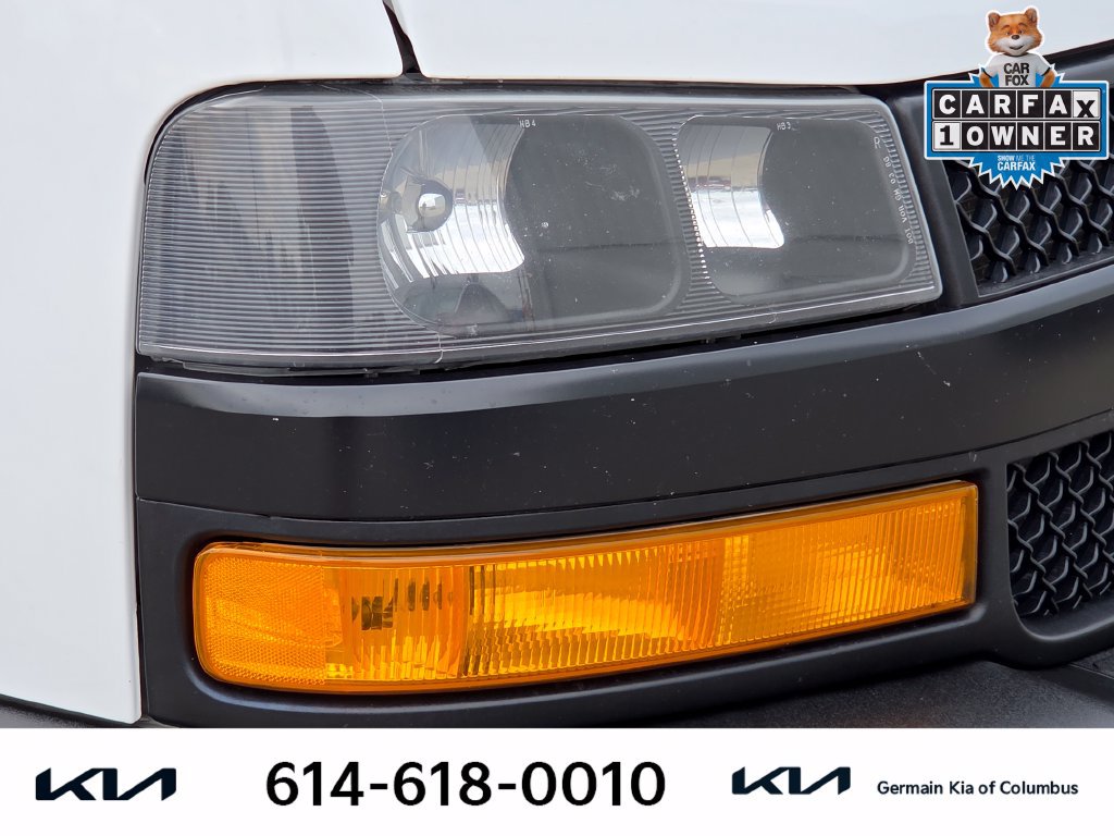 Used 2021 Chevrolet Express 2500 w/ Driver Convenience Package RWD image 14