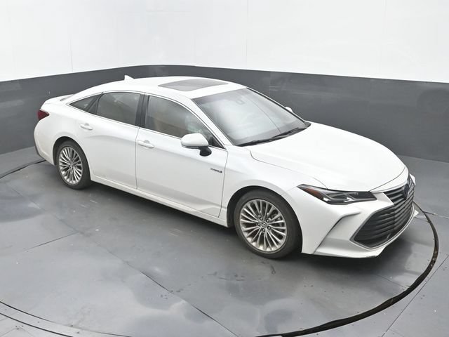 Used 2019 Toyota Avalon Limited w/ Advanced Safety Package FWD image 13