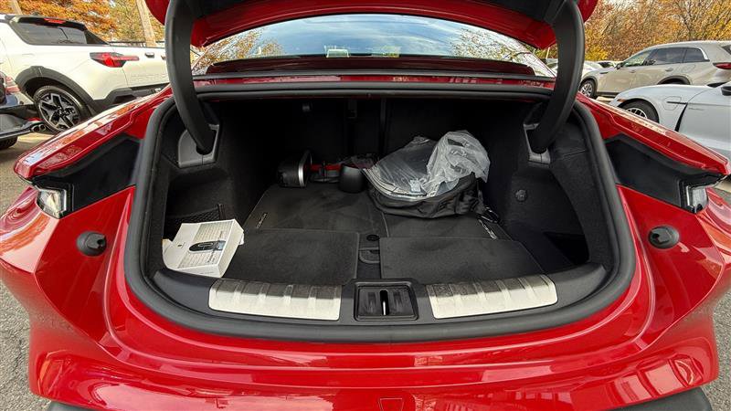 Used 2022 Porsche Taycan GTS image 33