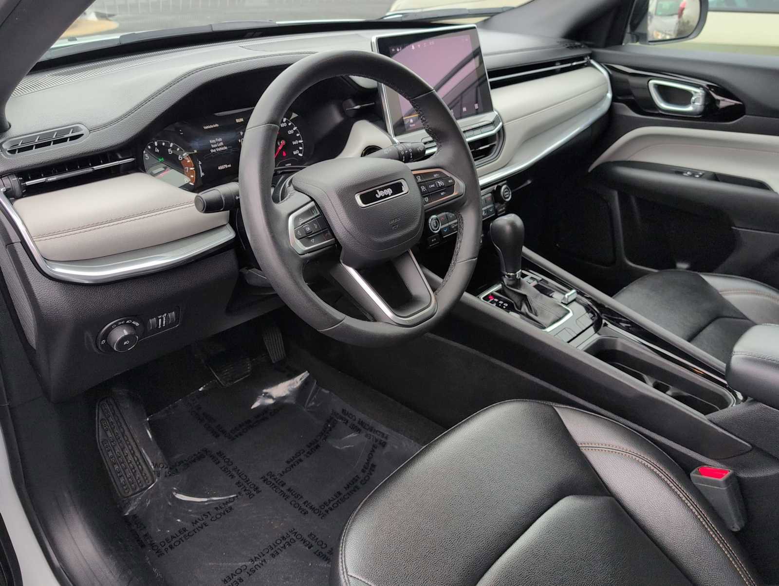 Used 2024 Jeep Compass Limited AWD/4WD image 10