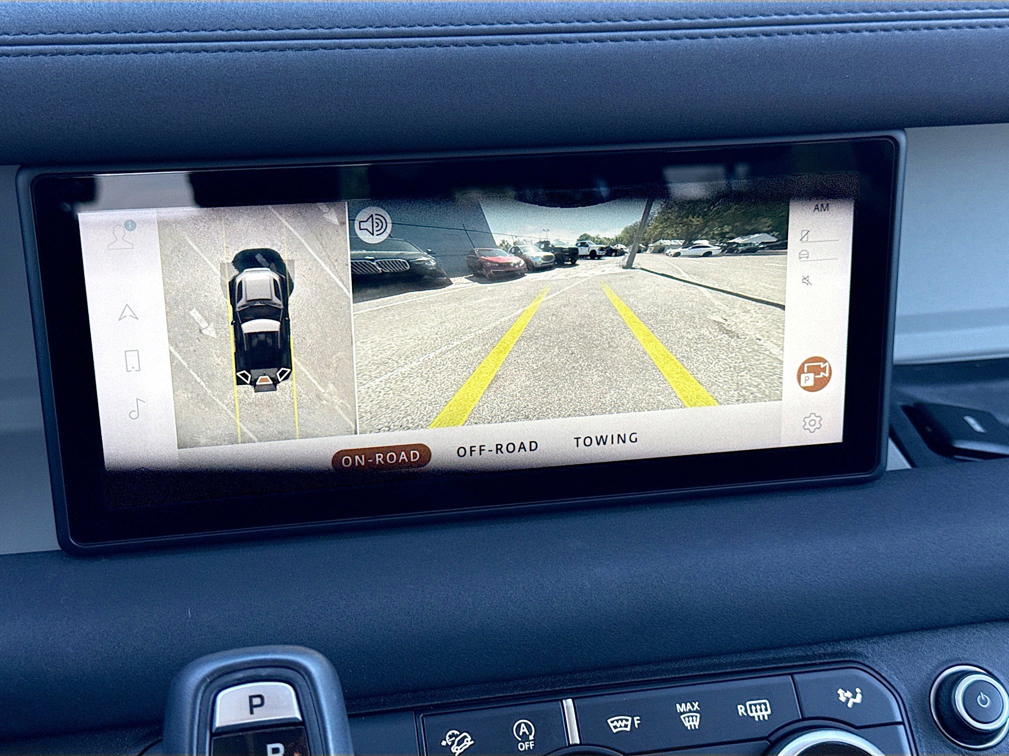 Used 2021 Land Rover Defender 90 First Edition image 34