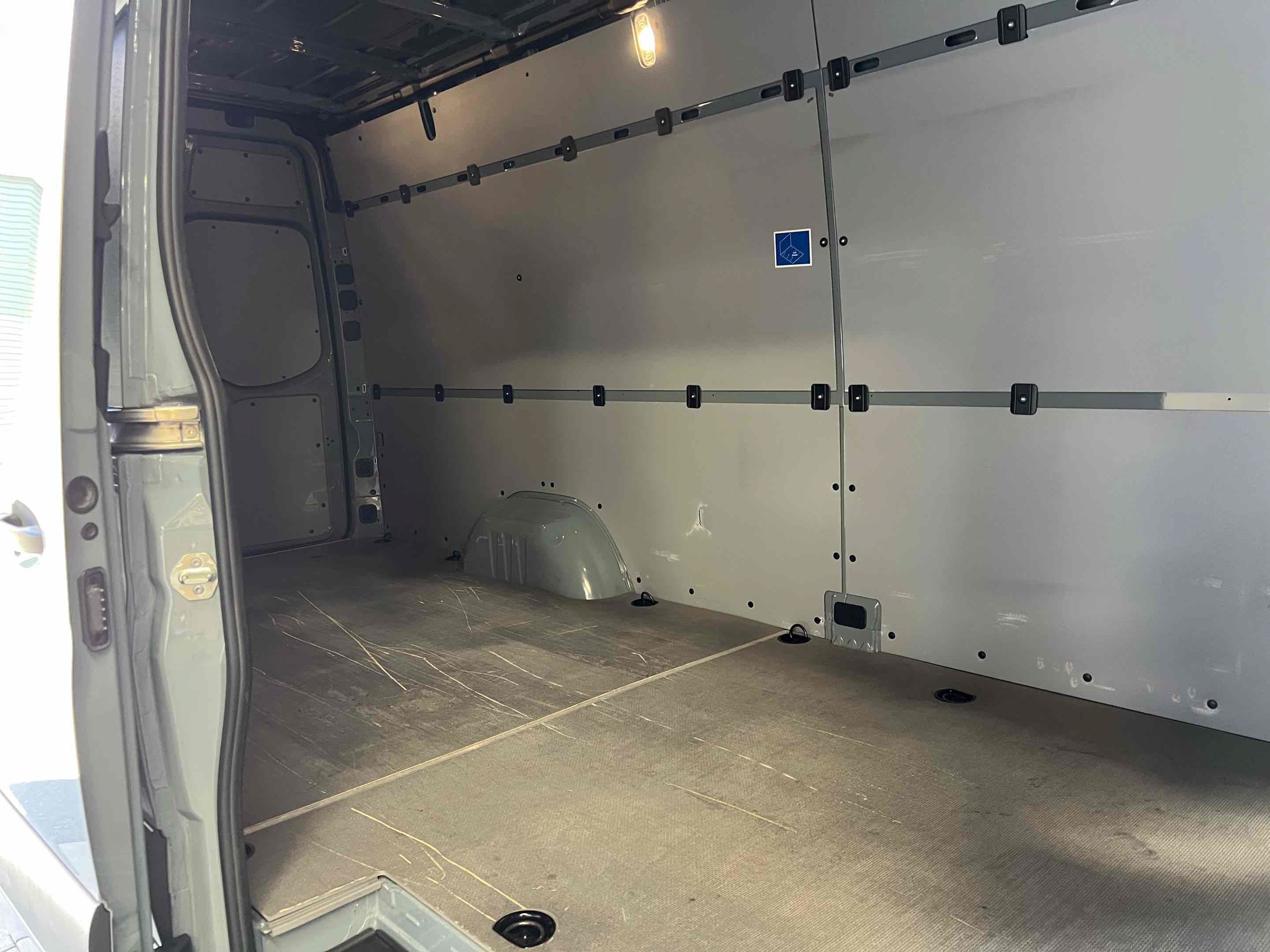 Used 2024 Mercedes-Benz Sprinter 2500 image 63