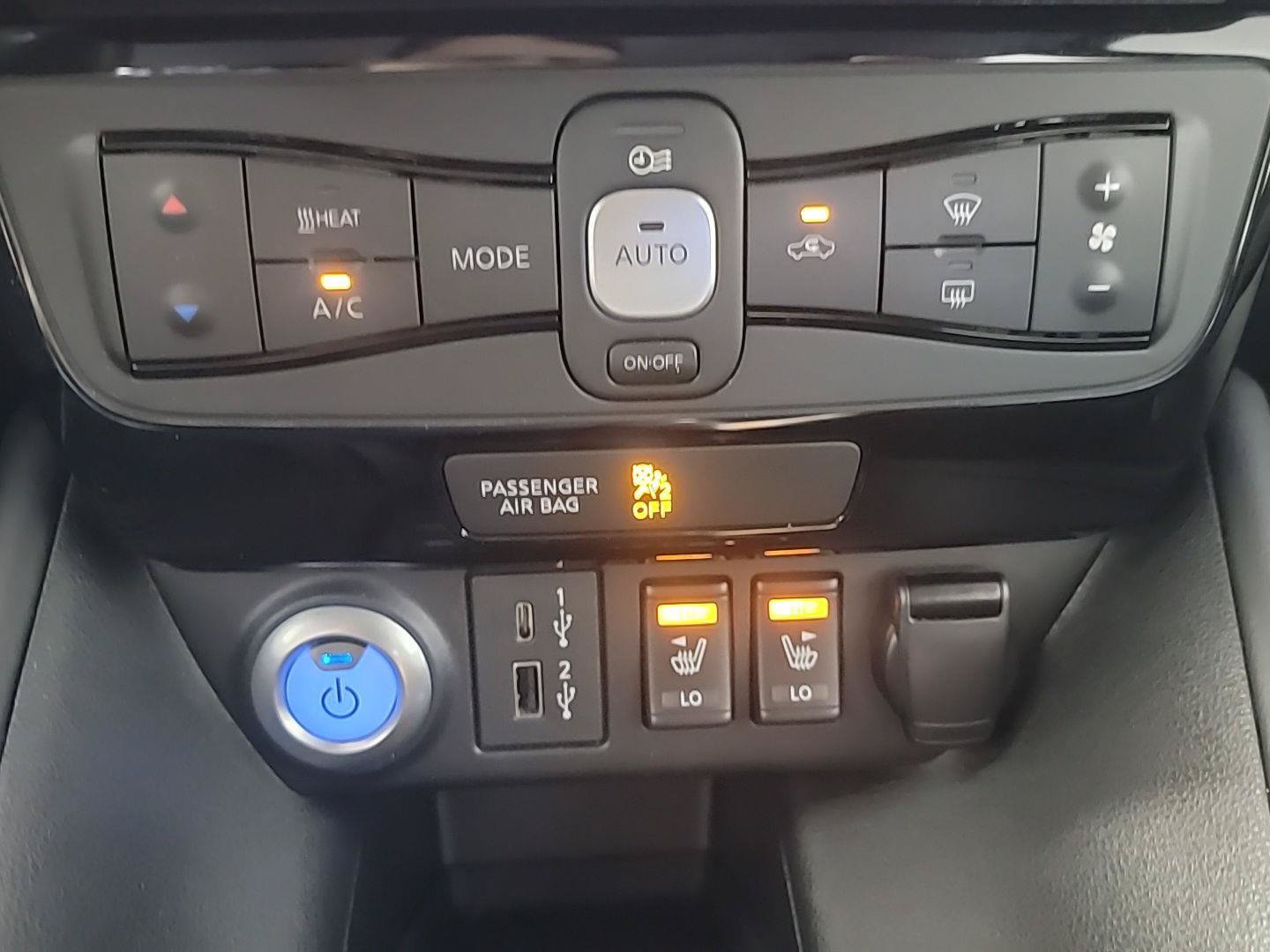 Used 2022 Nissan Leaf SV FWD image 28