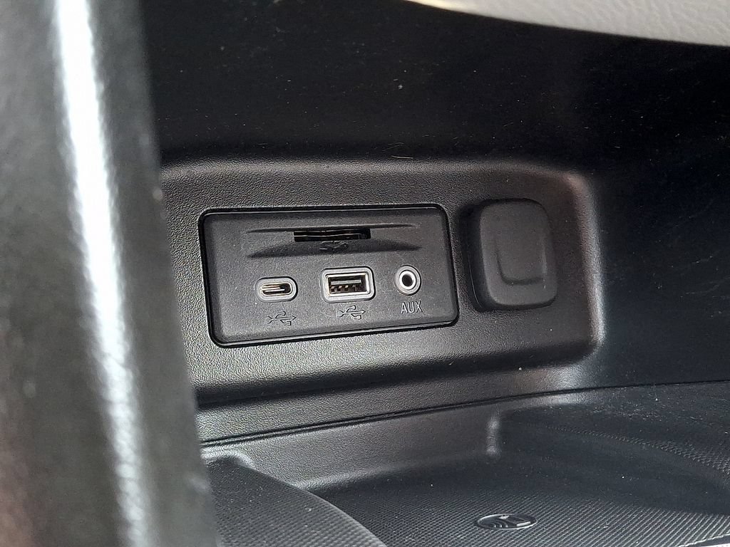 Certified 2019 Chevrolet Equinox Premier FWD image 23
