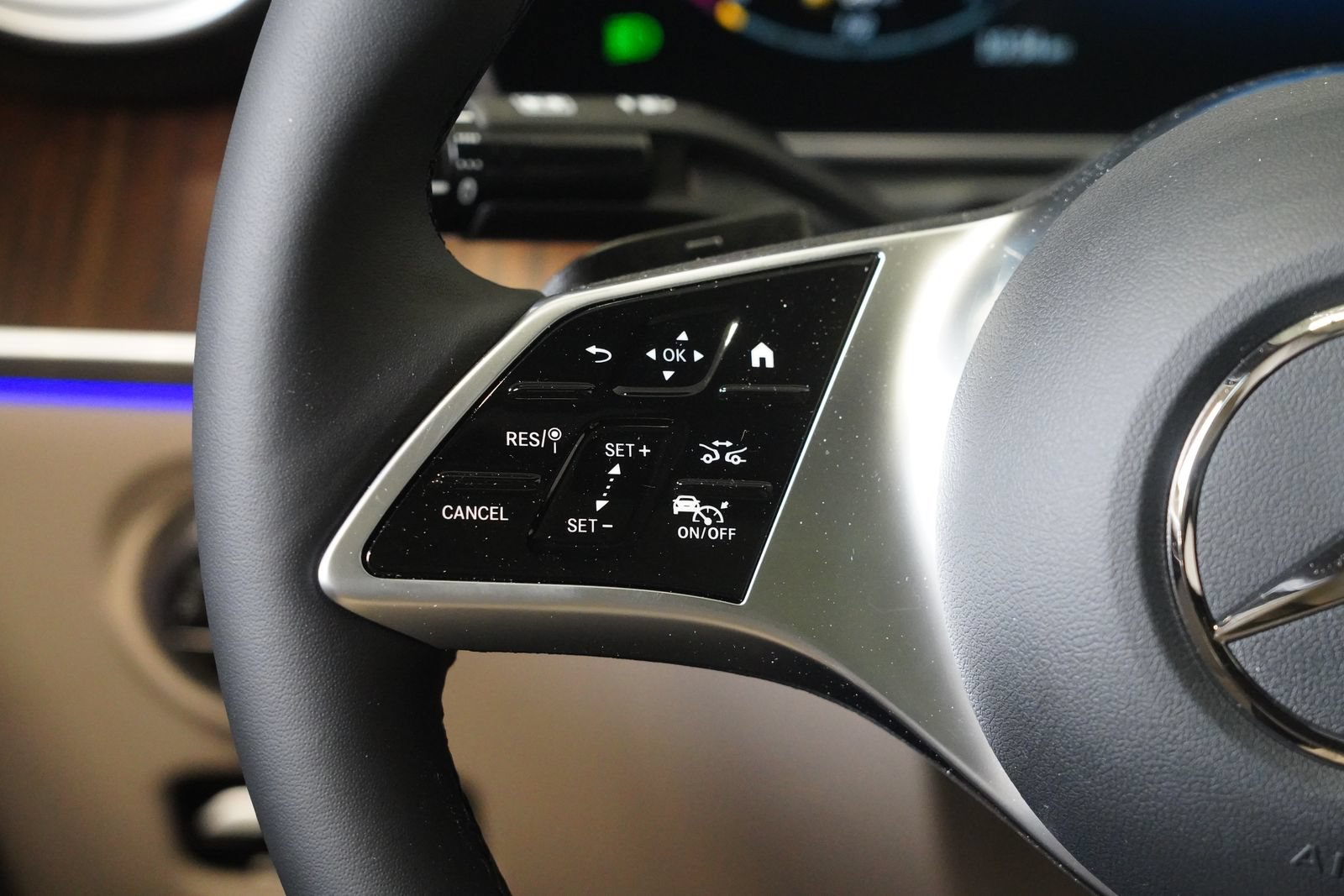 New 2026 Mercedes-Benz C 300 4MATIC Sedan image 19
