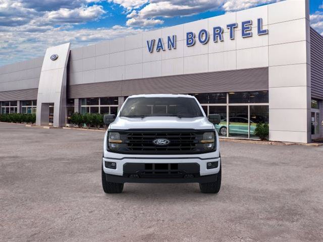 New 2026 Ford F150 XLT w/ Equipment Group 302A MID AWD/4WD image 24