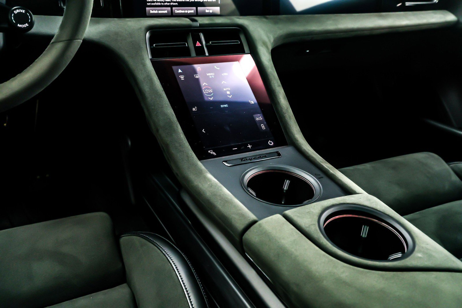 Used 2023 Porsche Taycan GTS image 5