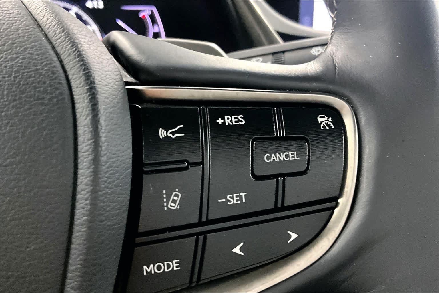 Used 2019 Lexus ES 350 w/ Premium Package FWD image 24