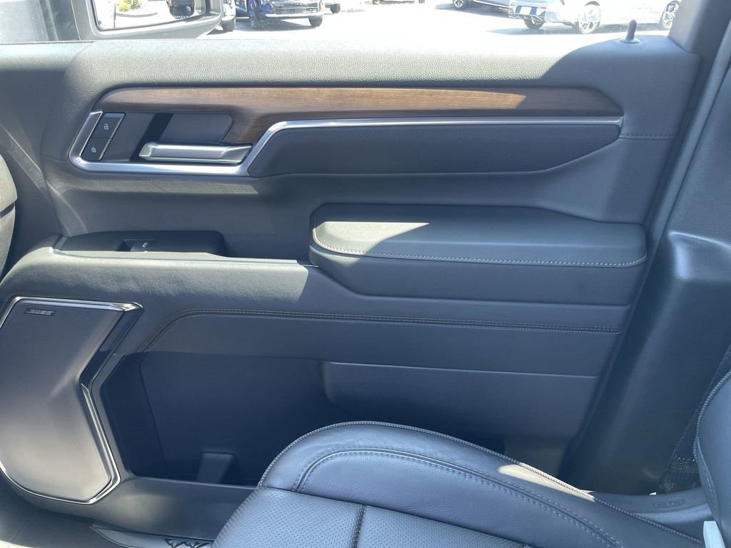 Used 2024 Chevrolet Silverado 2500 High Country w/ High Country Premium Package image 22