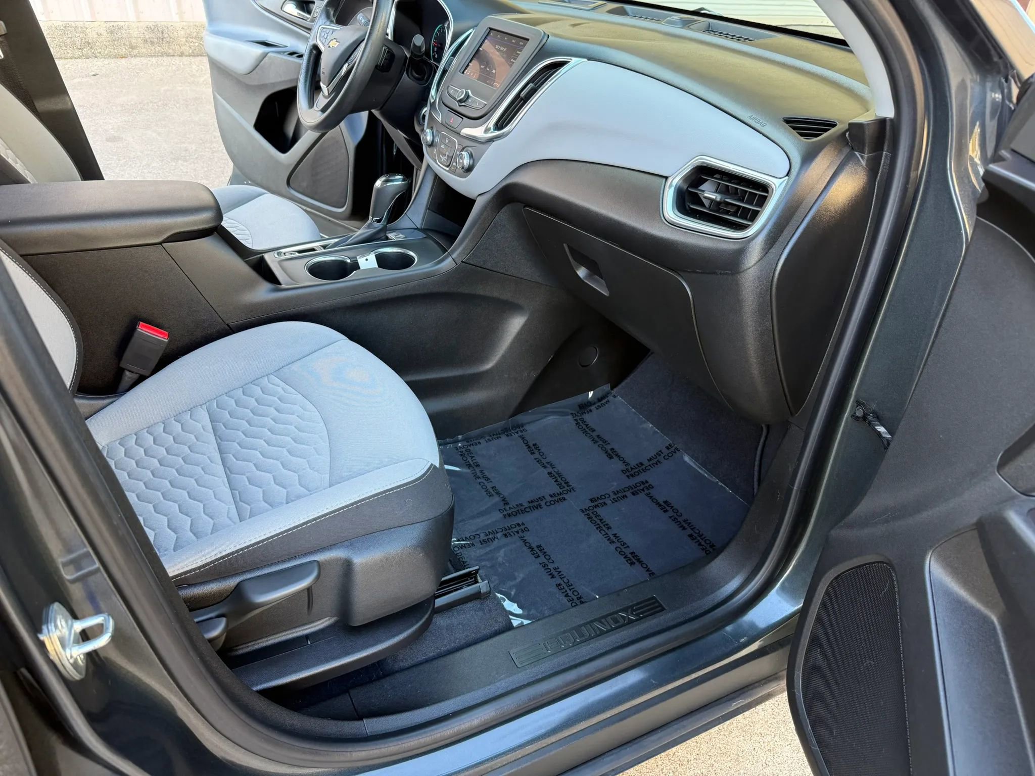 Used 2021 Chevrolet Equinox LT FWD image 20