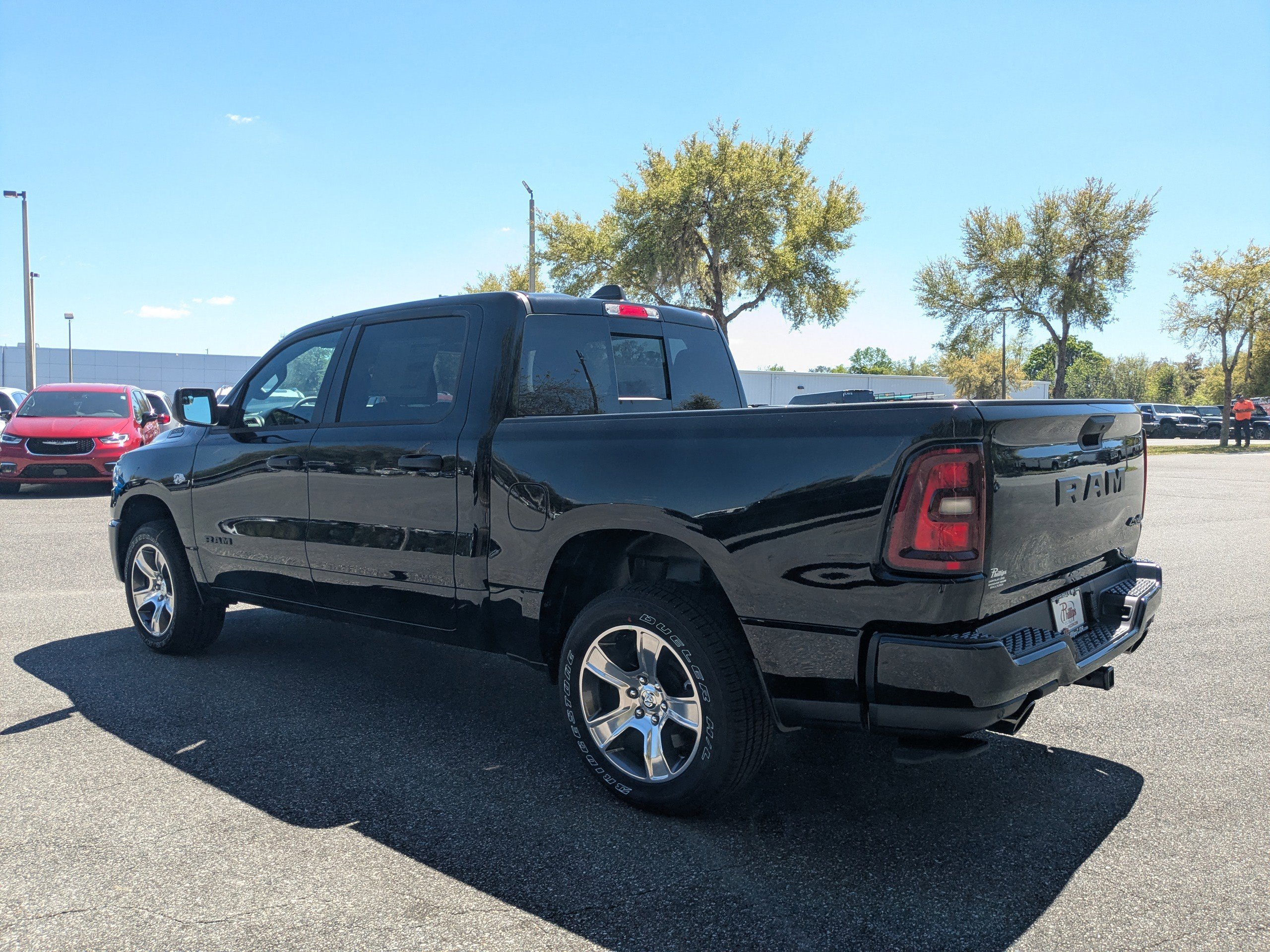 New 2026 RAM 1500 Express image 5