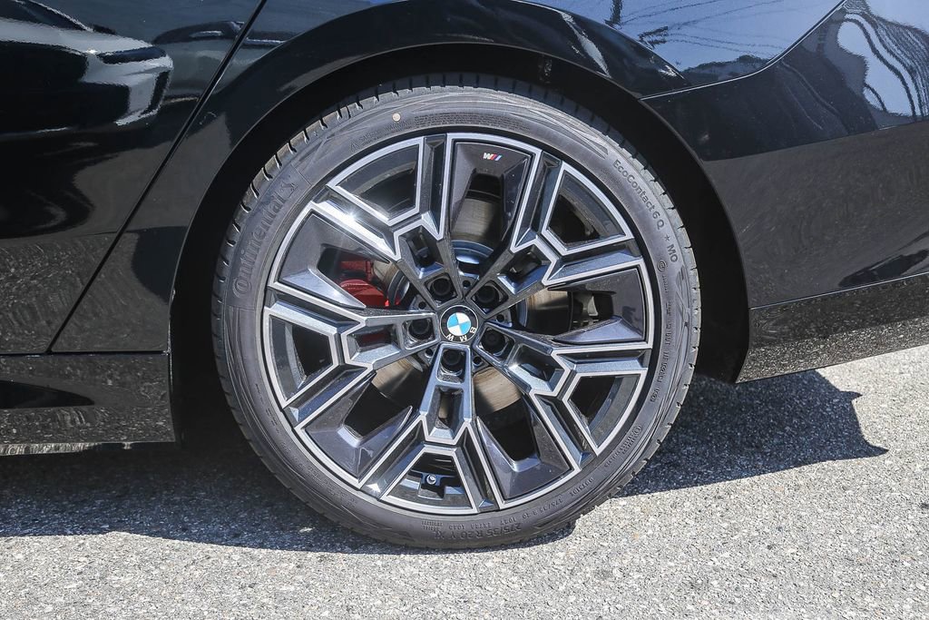 New 2027 BMW i5 eDrive40 w/ M Sport Package RWD image 8