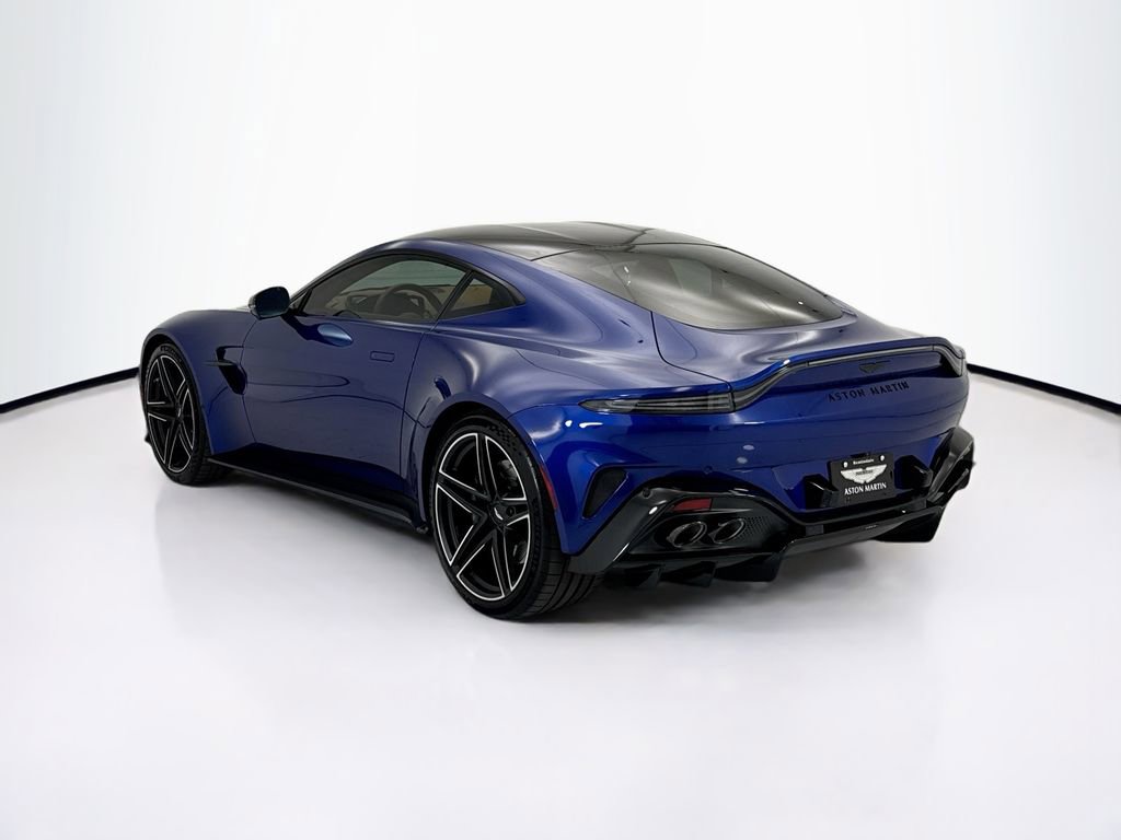Used 2025 Aston Martin V8 Vantage Coupe image 7