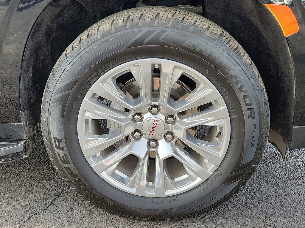 Used 2023 GMC Yukon Denali image 8