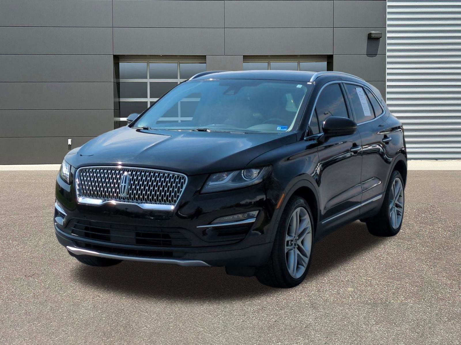 Used 2019 Lincoln MKC Reserve image 3