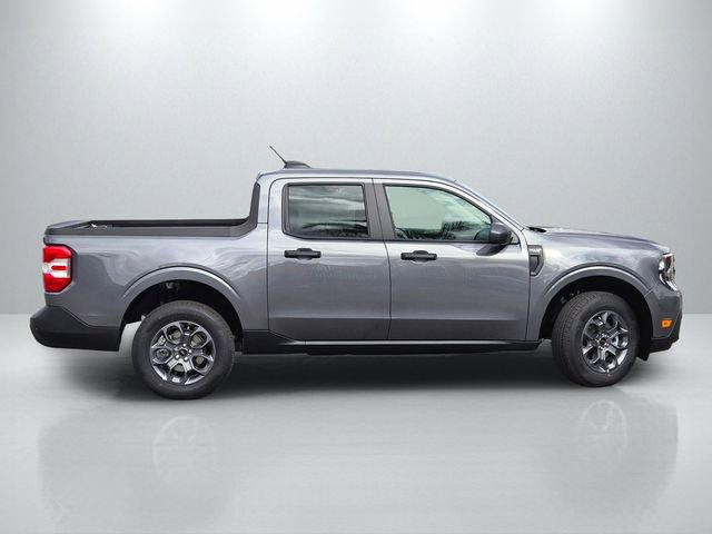 New 2026 Ford Maverick XLT image 3