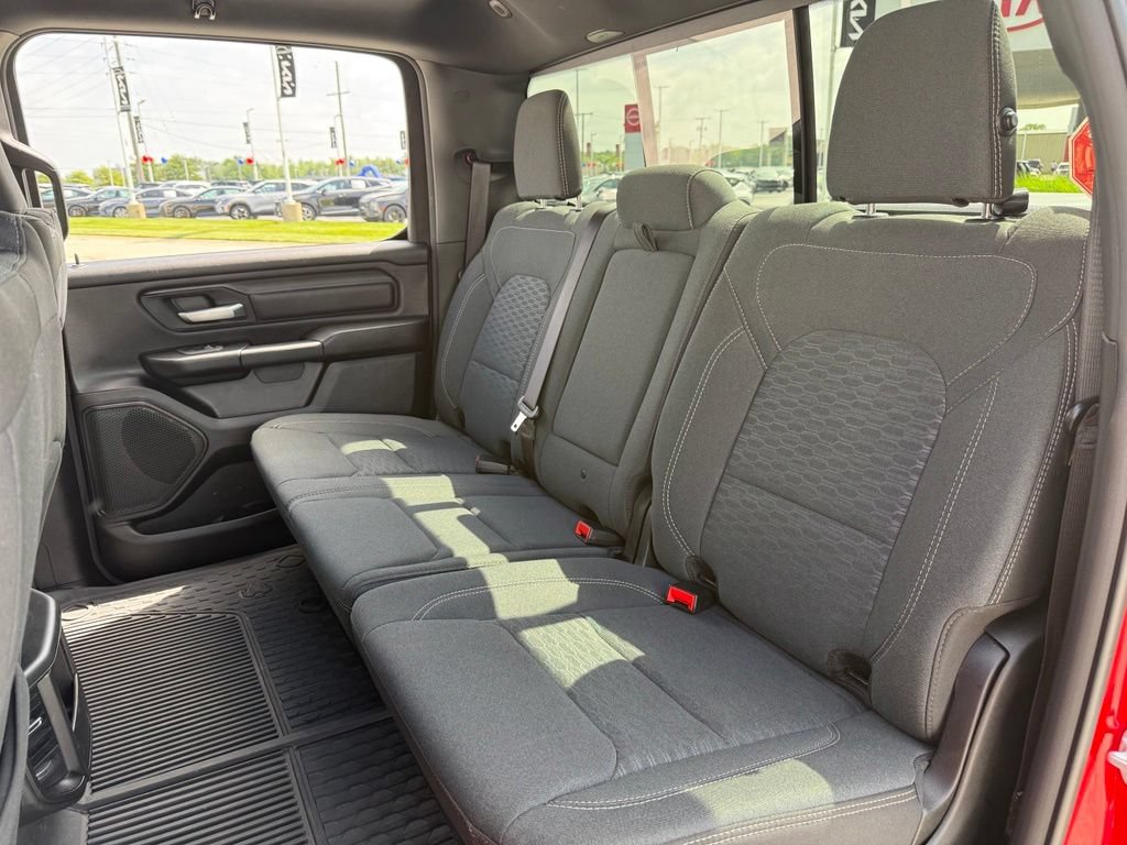 Used 2025 RAM 1500 Warlock AWD/4WD image 21