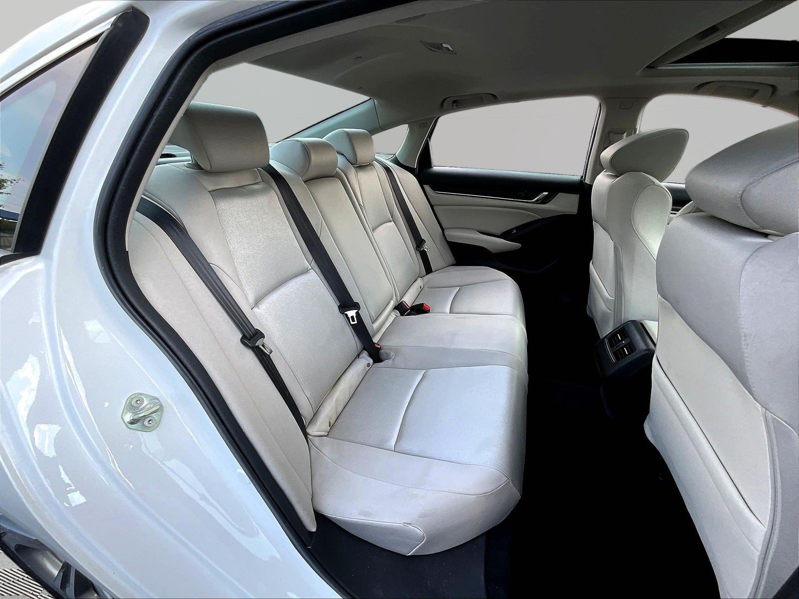 Used 2019 Honda Accord EX image 23