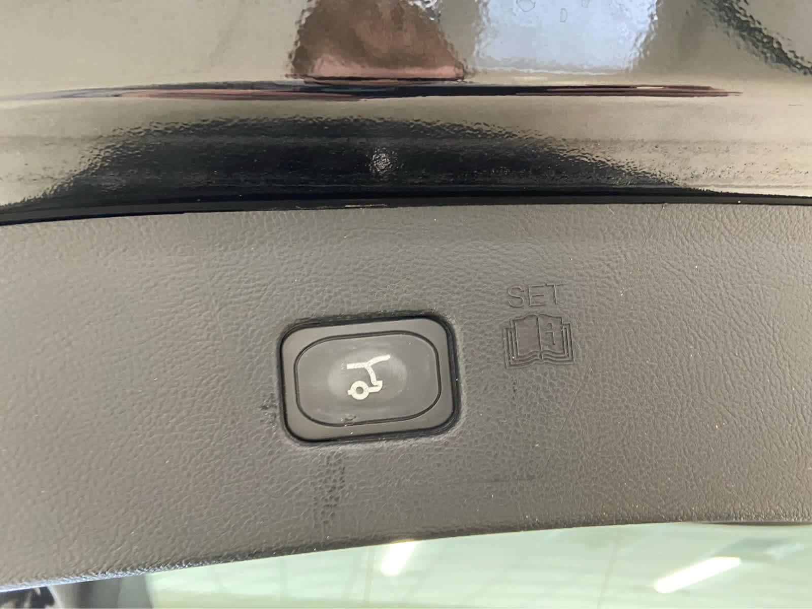 Used 2024 Ford Edge SEL w/ Convenience Package AWD/4WD image 12