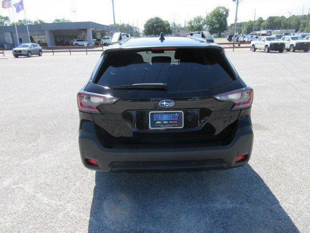 Used 2023 Subaru Outback Onyx Edition XT AWD/4WD image 6