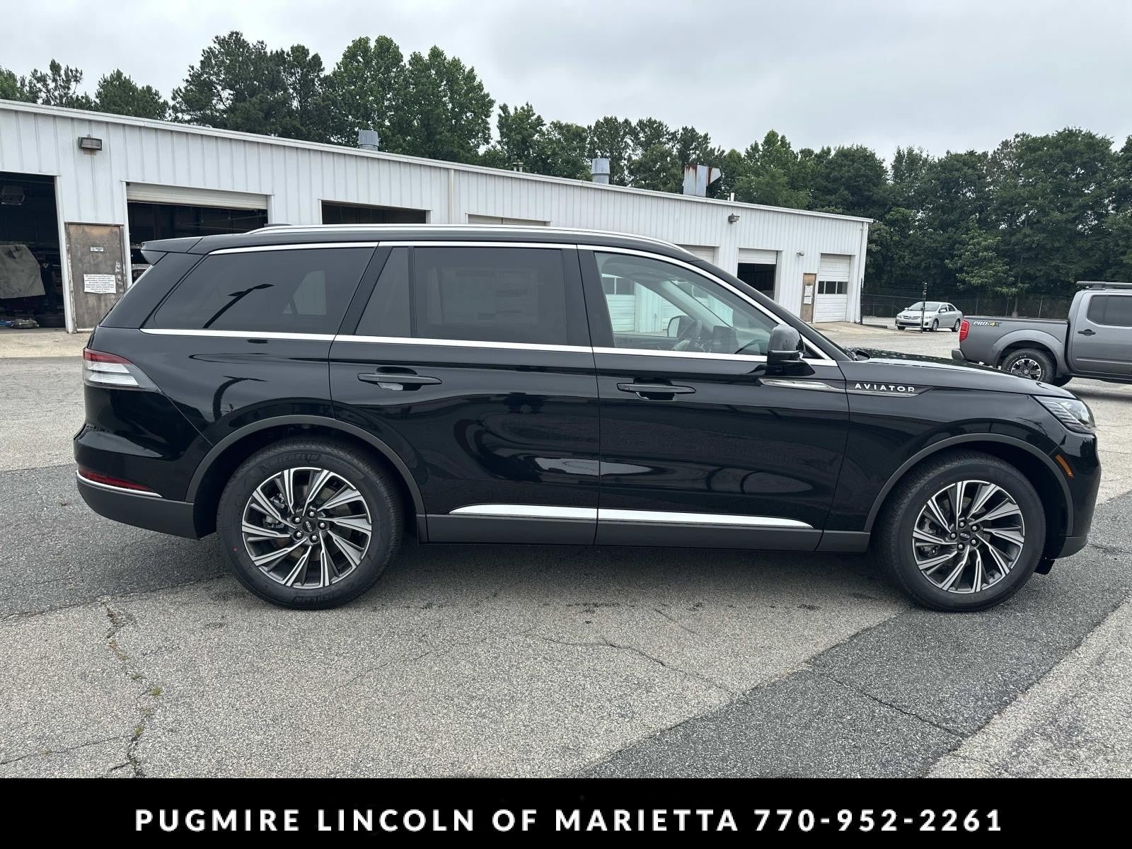 New 2026 Lincoln Aviator 2WD image 8