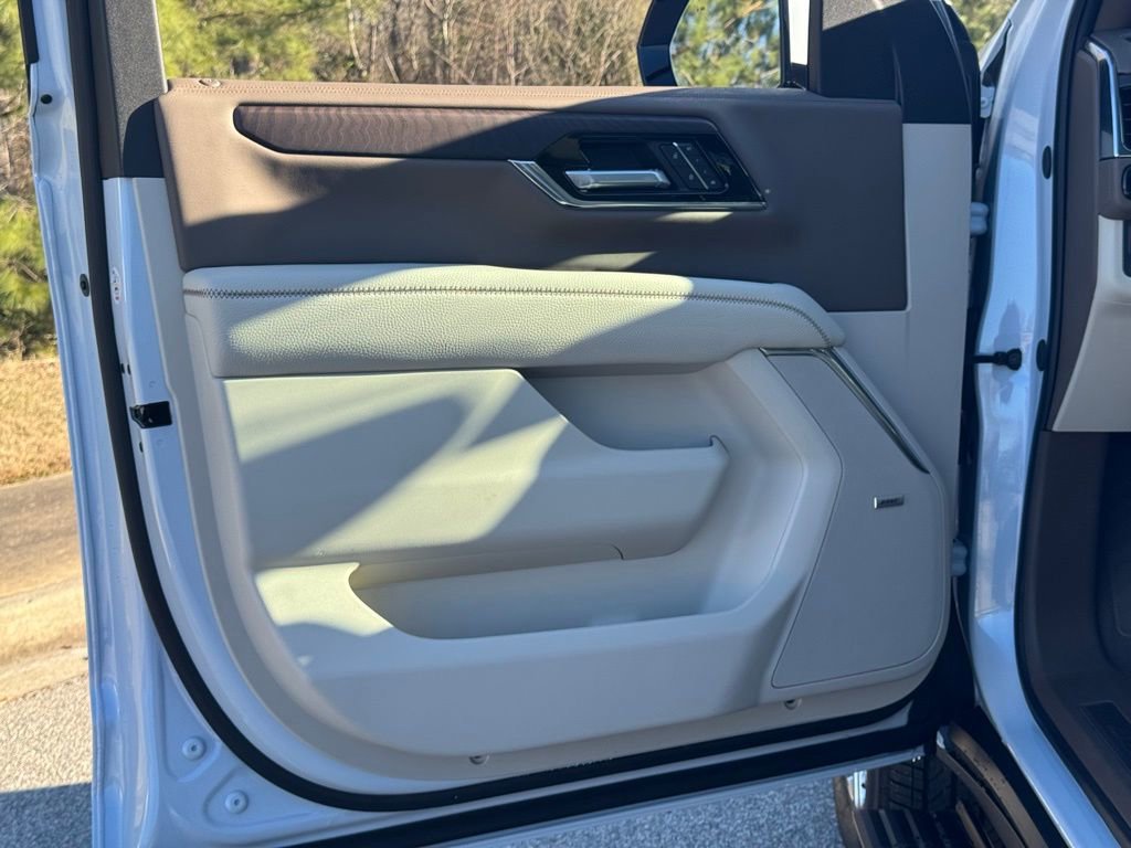 New 2026 GMC Yukon Denali w/ Denali Reserve Package image 19